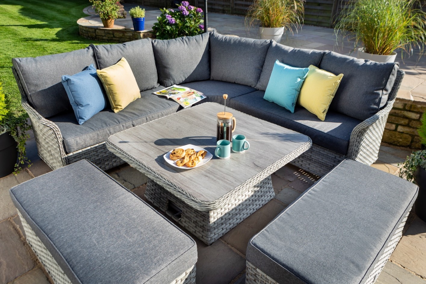 Hartman Hartman Heritage Tuscan Grand Square Adjustable Casual Garden