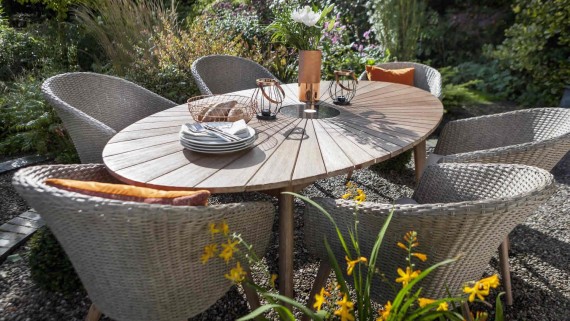 Hartman Hartman Sunburst 6 Seat Elliptical Garden Furniture Set Wood Hartman Sunburst 6 Seat Elliptical Garden Furniture Set - Hartman Hartman Sunburst 6 Seat Elliptical Garden Furniture Set Wood